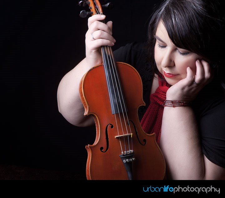 Wendy_contemplating_her_Violin.jpg